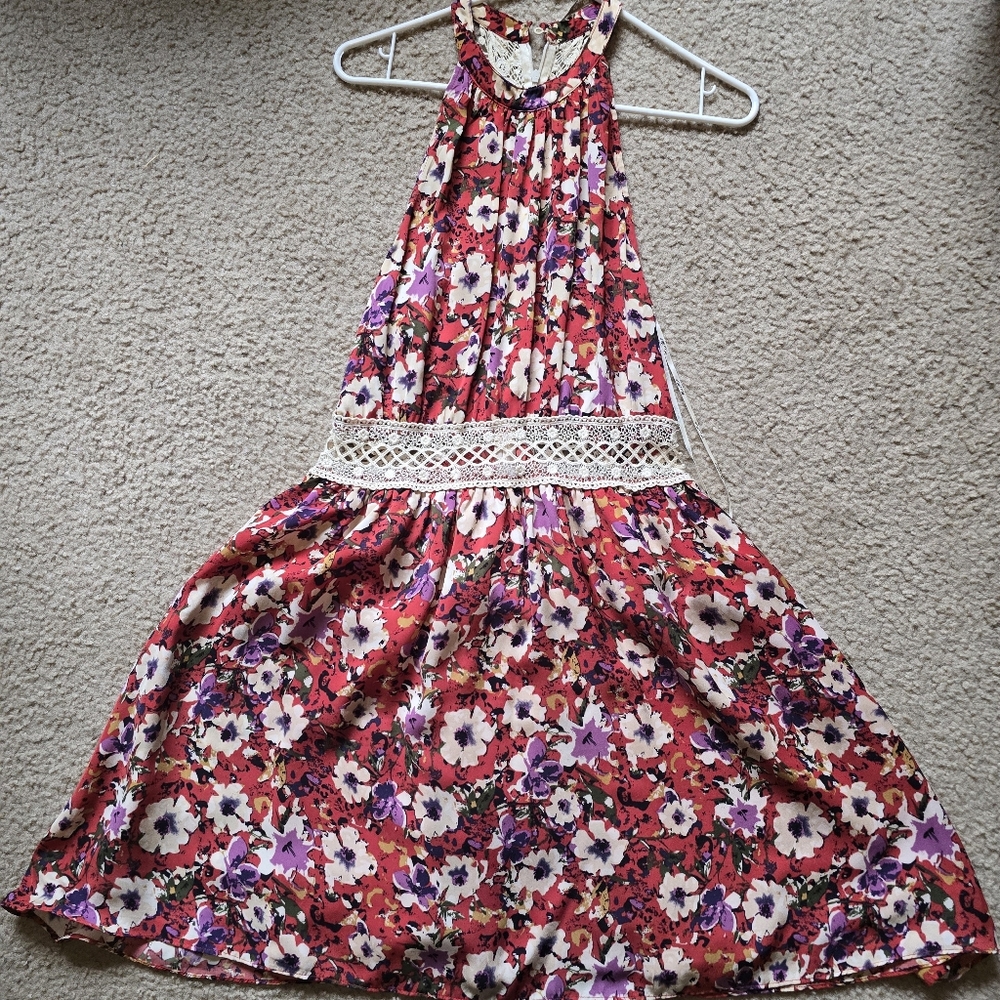 "Miss Me" Halter Neck Floral Formal Dress with Lace Detail